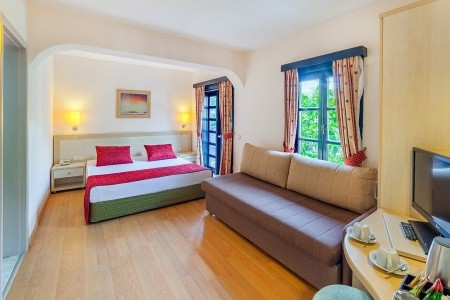 Turecko Turecká riviéra Sunrise Resort 11 dňový pobyt Ultra All inclusive Letecky Letisko: Viedeň April 2026 (25/04/26- 5/05/26)