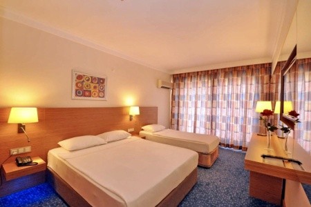 Turecko Kusadasi Grand Efe 5 dňový pobyt All Inclusive Letecky Letisko: Viedeň July 2026 (21/07/26-25/07/26)