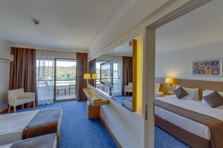 Turecko Kusadasi Grand Efe 5 dňový pobyt All Inclusive Letecky Letisko: Viedeň July 2026 (21/07/26-25/07/26)