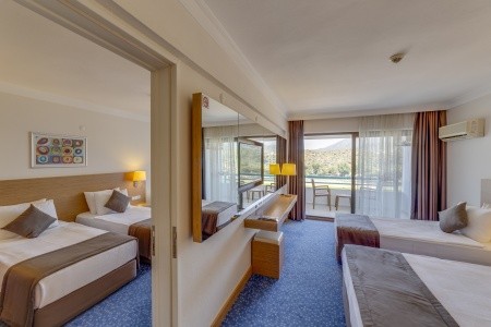 Turecko Kusadasi Grand Efe 5 dňový pobyt All Inclusive Letecky Letisko: Viedeň July 2026 (21/07/26-25/07/26)