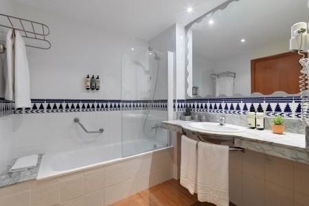 H10 Mediterranean Village - 11