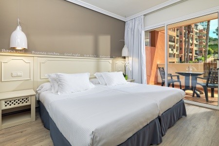 H10 Mediterranean Village - 17