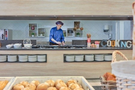 H10 Mediterranean Village - 30