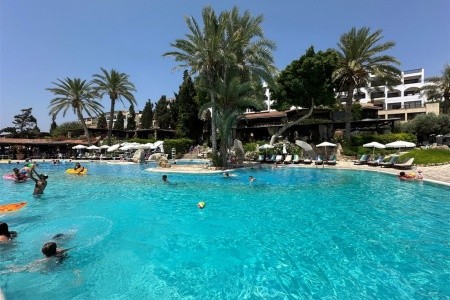 Cyprus Paphos (Pafos) Coral Beach Hotel & Resort 8 dňový pobyt All Inclusive Letecky Letisko: Bratislava July 2026 (31/07/26- 7/08/26)