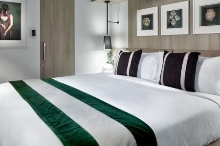 Celebrity Ascent - 43