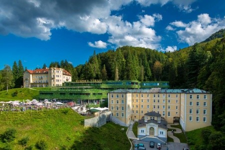 Zdraviliški Dvor