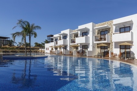The Costa Lindia Blue Star