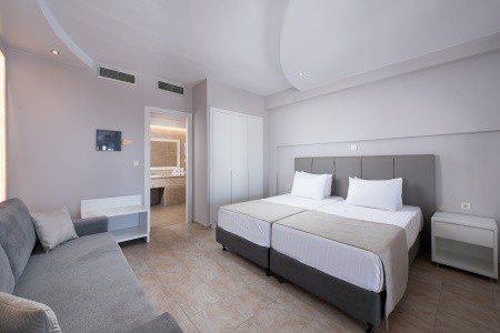 Alexandros Palace Hotel & Suites - 17