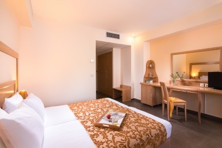Alexandros Palace Hotel & Suites - 21
