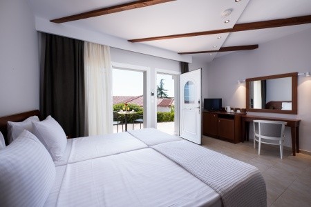 Alexandros Palace Hotel & Suites - 34