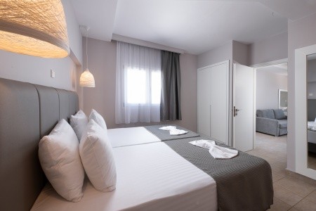 Alexandros Palace Hotel & Suites - 45