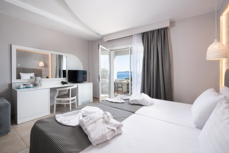 Alexandros Palace Hotel & Suites - 47