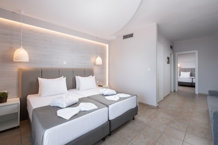Alexandros Palace Hotel & Suites - 49