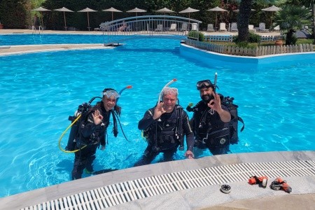 Alexandros Palace Hotel & Suites - 92