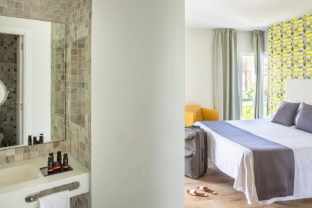 Flamingo Beach Mate - 76