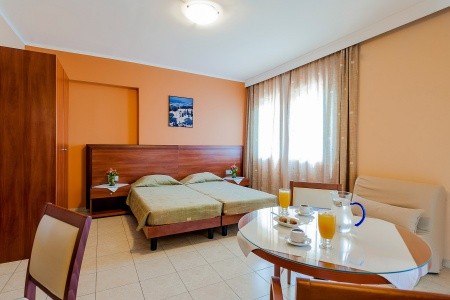 Grécko Rodos Esmeralda 10 dňový pobyt Raňajky Letecky Letisko: Viedeň August 2025 (10/08/25-19/08/25)