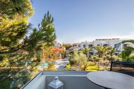 Malena Hotel & Suites - 19