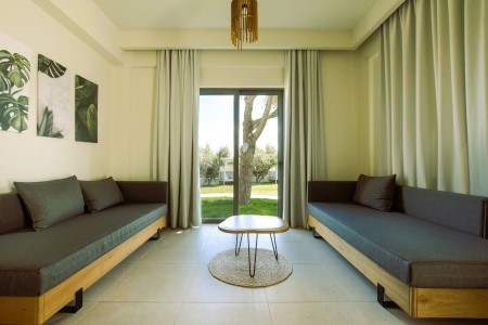 Malena Hotel & Suites - 30