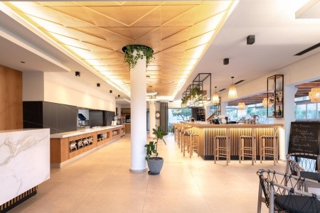 Malena Hotel & Suites - 34