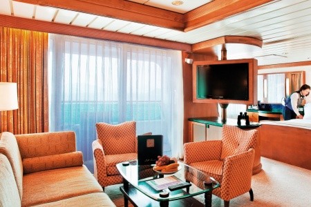 Voyager Of The Seas - 15