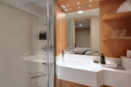 Celebrity Silhouette - 20