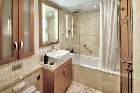 Celebrity Silhouette - 36