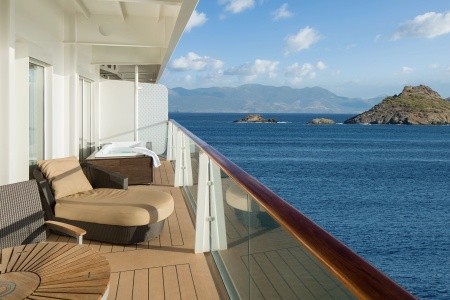 Celebrity Silhouette - 33
