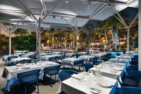 Kanárske ostrovy Tenerife Jardines De Nivaria 5 dňový pobyt Polpenzia Letecky Letisko: Praha December 2025 (15/12/25-19/12/25)