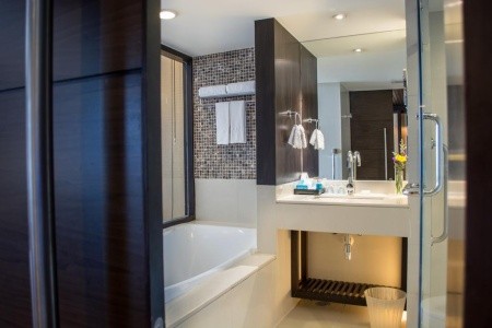 Thajsko Pattaya A-One Pattaya Beach Resort 13 dňový pobyt Raňajky Letecky Letisko: Viedeň October 2025 ( 8/10/25-20/10/25)