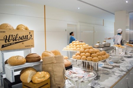 Thajsko Pattaya A-One Pattaya Beach Resort 13 dňový pobyt Raňajky Letecky Letisko: Viedeň October 2025 ( 8/10/25-20/10/25)