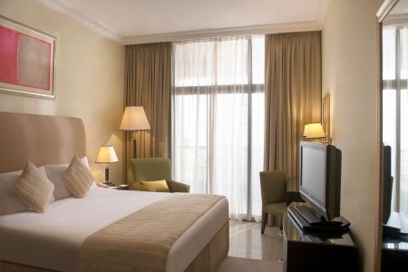 Spojené arabské emiráty Dubaj Two Seasons Hotel & Apartments 6 dňový pobyt Raňajky Letecky Letisko: Viedeň March 2026 (29/03/26- 3/04/26)