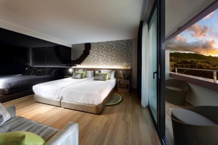 Kanárske ostrovy Tenerife Hard Rock Tenerife (Playa Paraiso) 7 dňový pobyt Raňajky Letecky Letisko: Praha June 2025 (27/06/25- 3/07/25)