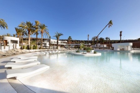 Kanárske ostrovy Tenerife Hard Rock Tenerife (Playa Paraiso) 7 dňový pobyt Raňajky Letecky Letisko: Praha June 2025 (27/06/25- 3/07/25)