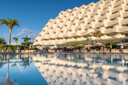 Kanárske ostrovy Tenerife Landmar Playa La Arena 8 dňový pobyt Polpenzia Letecky Letisko: Praha December 2025 (21/12/25-28/12/25)