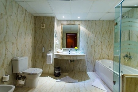 Egypt Hurghada Titanic Palace Resort 12 dňový pobyt Ultra All inclusive Letecky Letisko: Viedeň February 2026 ( 2/02/26-13/02/26)