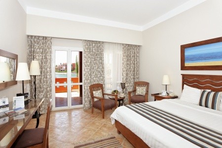 The Three Corners Ocean View - 6