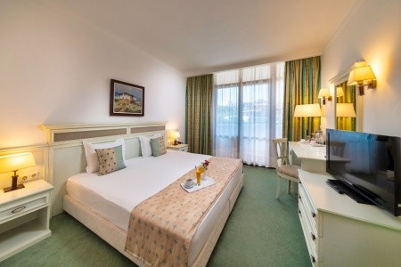 Royal Palace Helena Park - 8