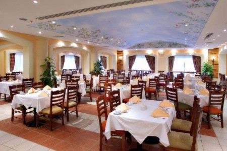 Ivy Cyrene Island Resort - 8