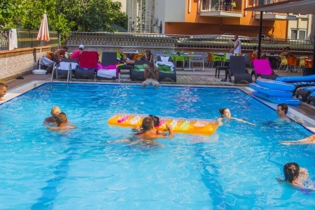 Turecko Alanya Kleopatra Ada Beach 6 dňový pobyt All Inclusive Letecky Letisko: Praha July 2026 (20/07/26-25/07/26)