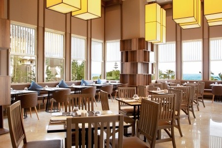 Paloma Perissia - 16