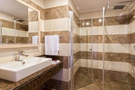 Turecko Alanya Xperia Saray Beach 7 dňový pobyt All Inclusive Letecky Letisko: Viedeň April 2026 (17/04/26-23/04/26)