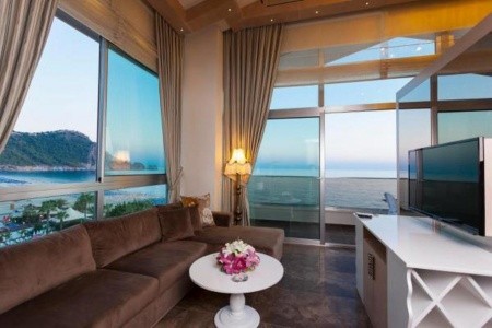 Turecko Alanya Xperia Saray Beach 7 dňový pobyt All Inclusive Letecky Letisko: Viedeň April 2026 (17/04/26-23/04/26)