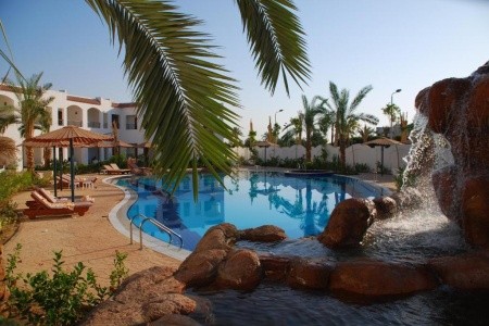 Coral Hills Resort - 4