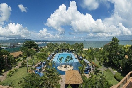 Botany Beach Resort