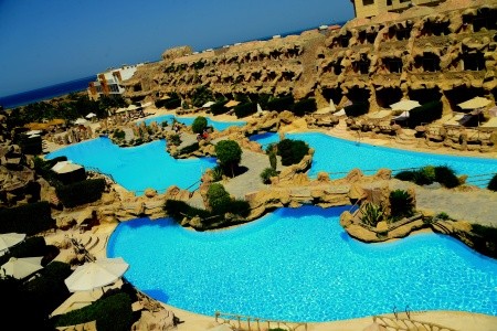 Caves Beach Resort Hurghada - 9