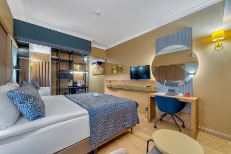 Turecko Alanya Numa Port 5 dňový pobyt Raňajky Letecky Letisko: Viedeň March 2026 (26/03/26-30/03/26)