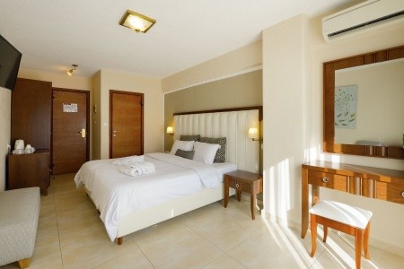 Secret Paradise (Nea Kalikratia) - 184