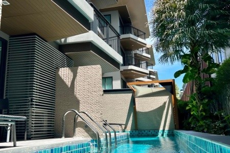 Thajsko Phuket The Charm Resort Phuket 10 dňový pobyt Raňajky Letecky Letisko: Praha April 2027 (15/04/27-24/04/27)