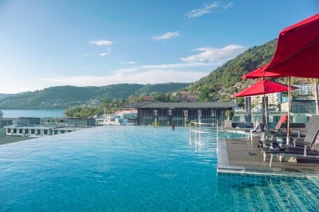 Thajsko Phuket The Charm Resort Phuket 10 dňový pobyt Raňajky Letecky Letisko: Praha April 2027 (15/04/27-24/04/27)