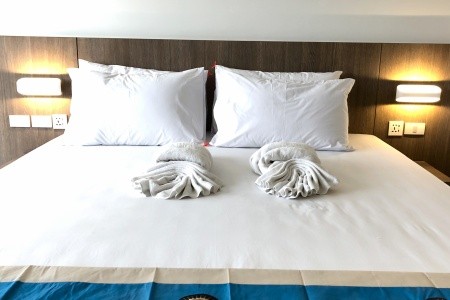 Thajsko Phuket Phoenix Karon Beach 12 dňový pobyt Raňajky Letecky Letisko: Viedeň December 2026 ( 1/12/26-12/12/26)
